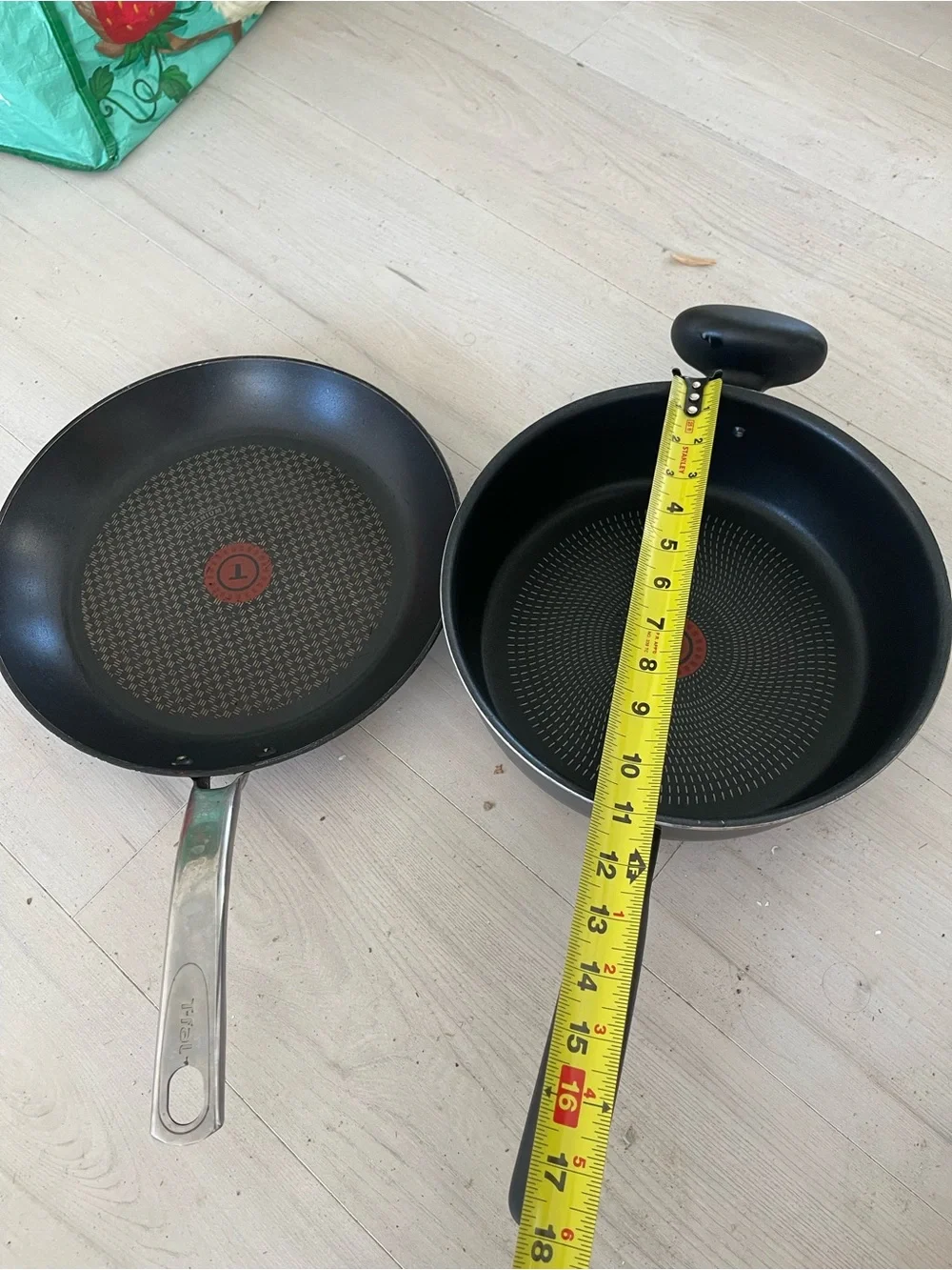 Nonstick Black Frying Pan Set with Heat Spot - 2-Piece